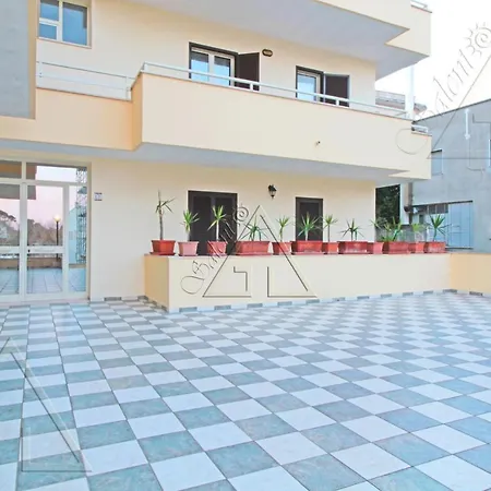 Gd Salento Ai Piedi Del Castello Aragonese Appartement *